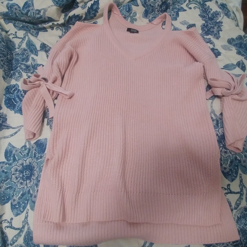 2 / $10 🌸🌸A.N.A. Sweater